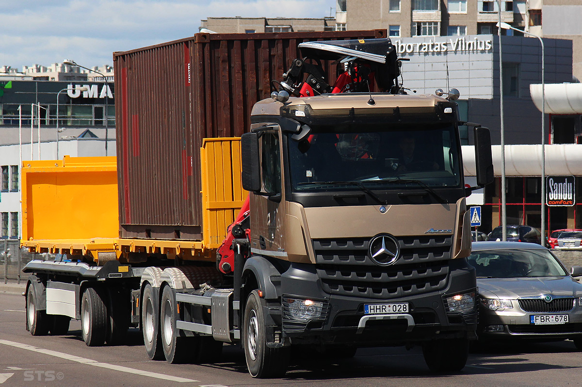 Литва, № HHR 028 — Mercedes-Benz Arocs 3342