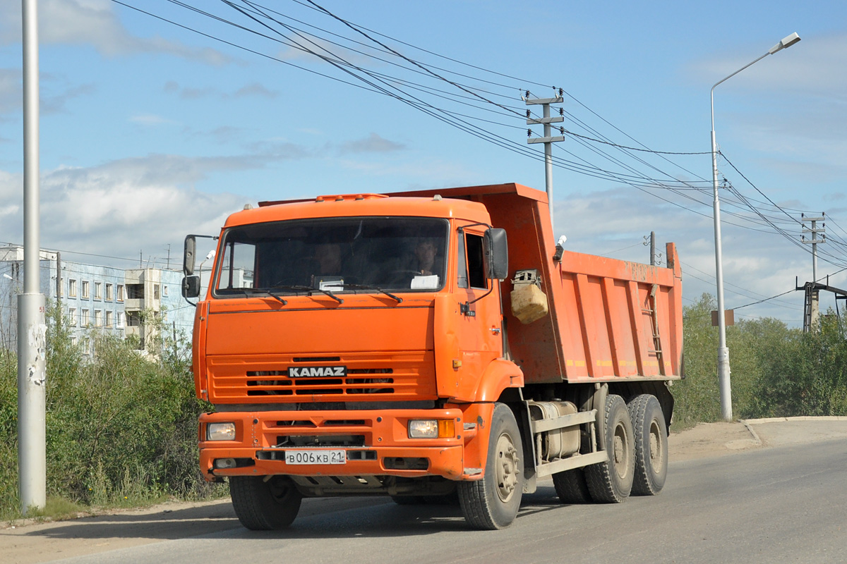 Чувашия, № В 006 КВ 21 — КамАЗ-6520-06 [65200F]