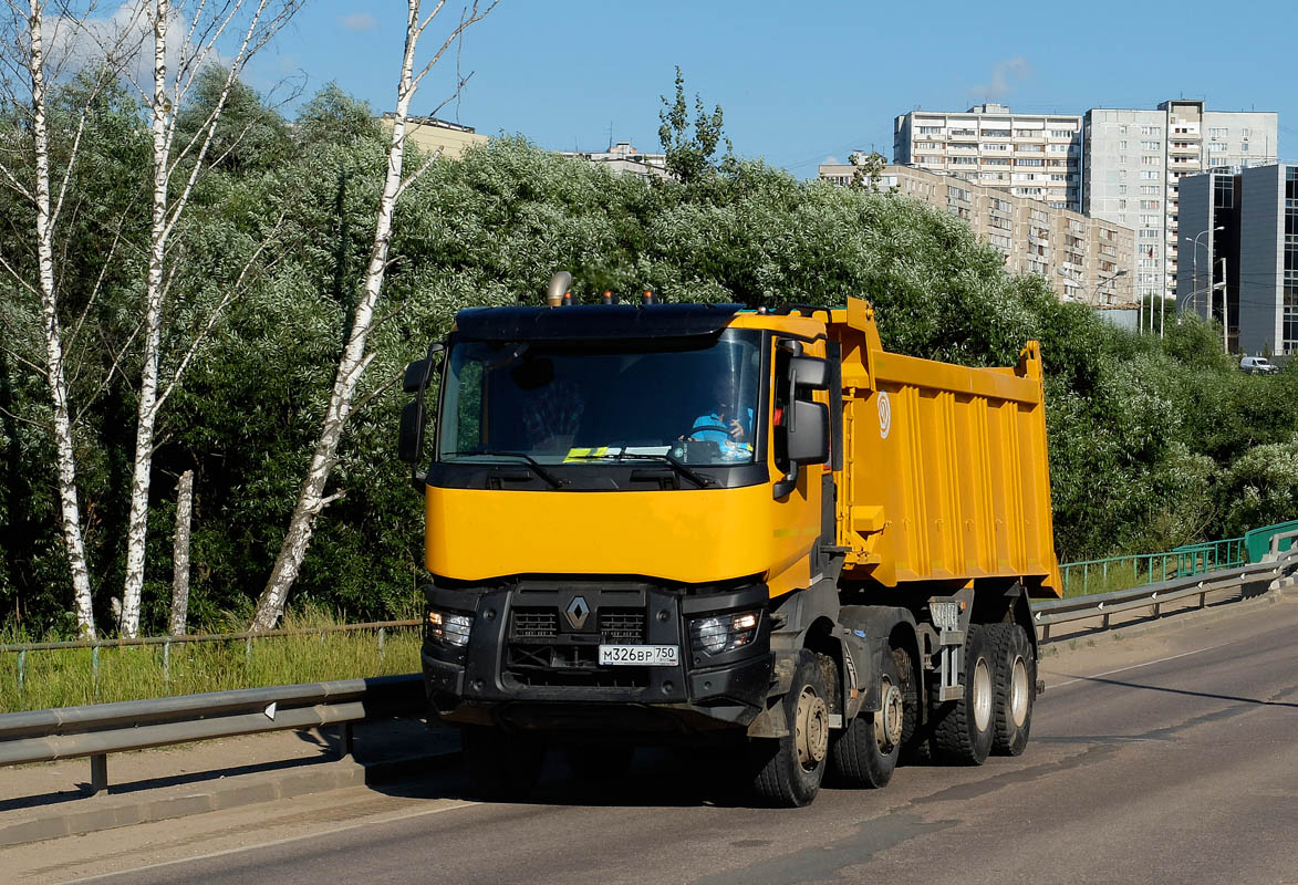 Московская область, № М 326 ВР 750 — Renault K-Series