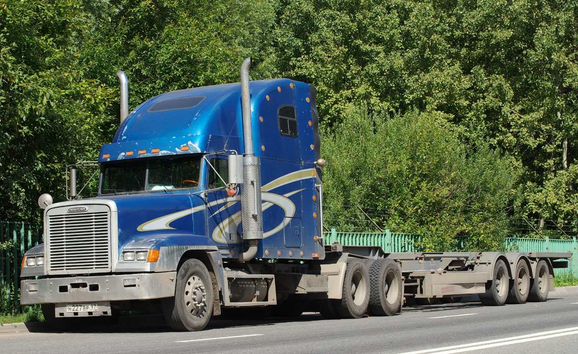 Москва, № Н 227 ВР 97 — Freightliner FLD 120