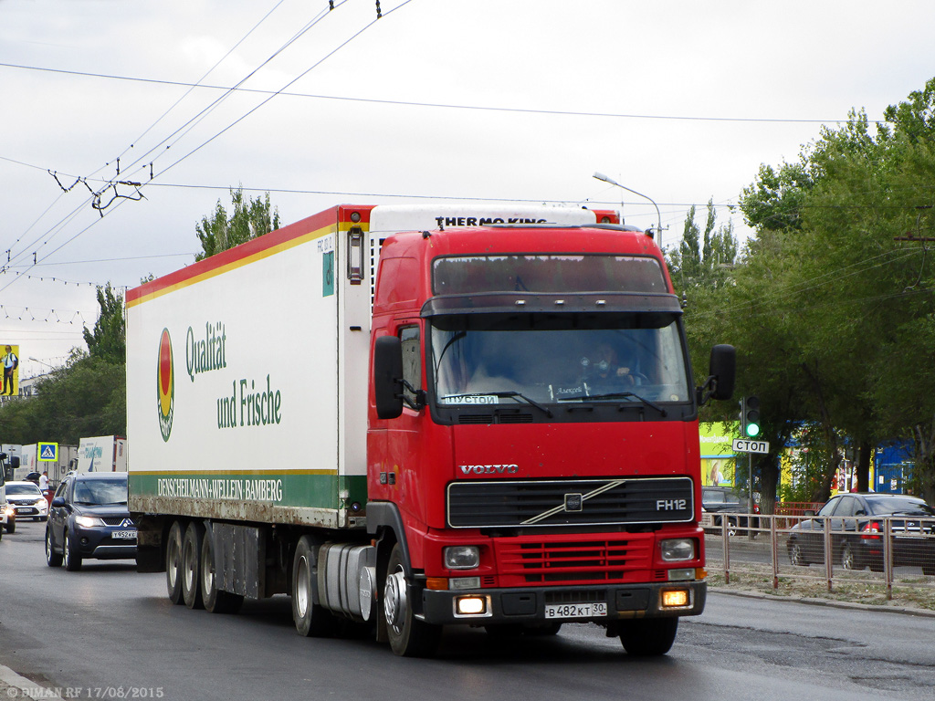 Астраханская область, № В 482 КТ 30 — Volvo ('1993) FH12.420