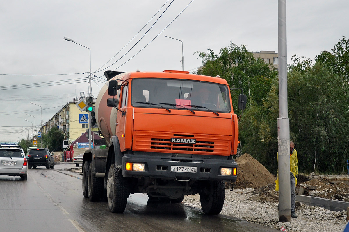 Чувашия, № В 127 КВ 21 — КамАЗ-53228-15 [53228R]