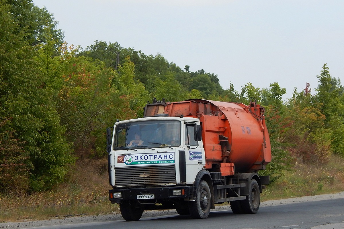 Белгородская область, № М 999 ЕА 31 — МАЗ-5337A2