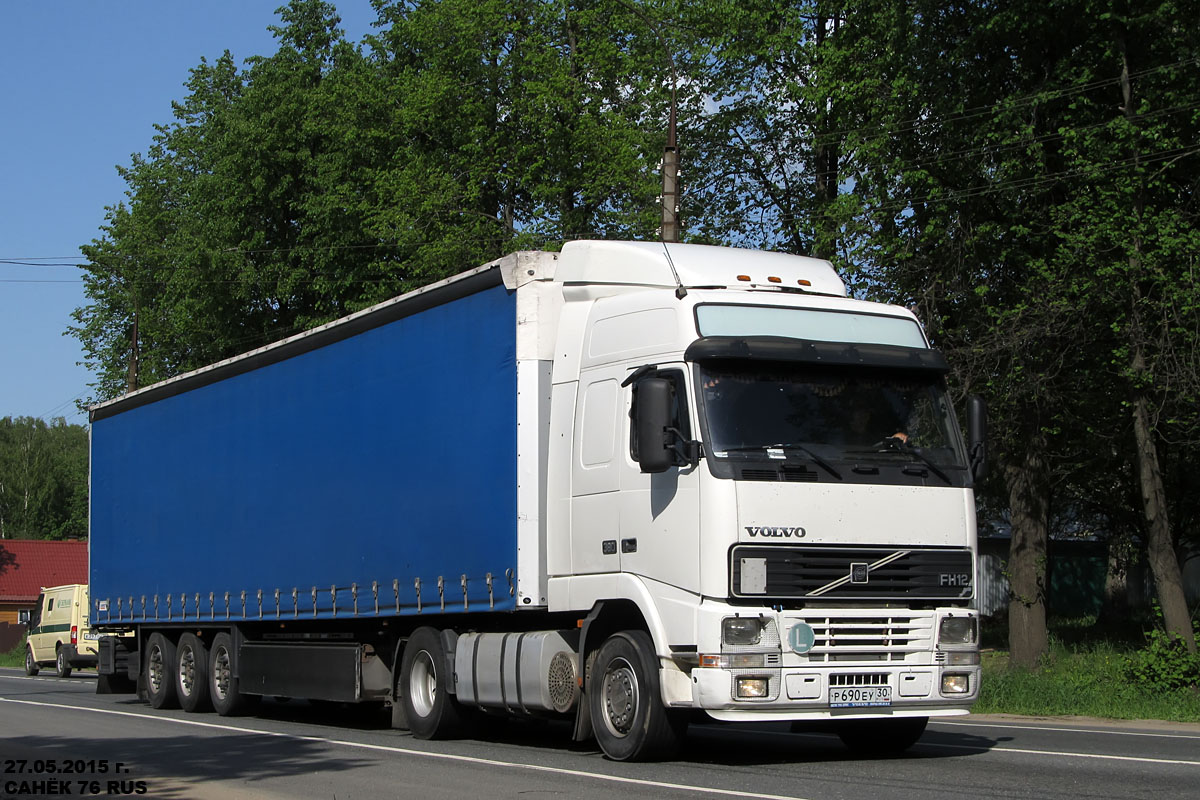 Астраханская область, № Р 690 ЕУ 30 — Volvo ('1993) FH12.380