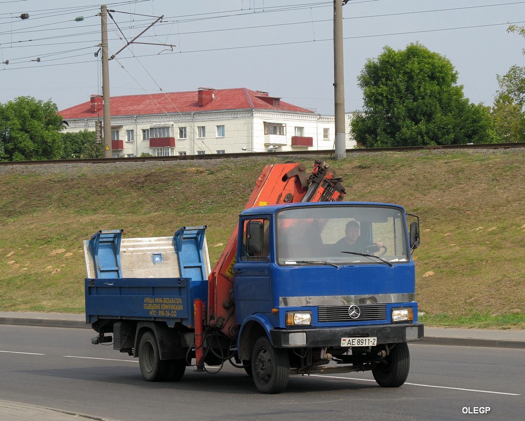 Витебская область, № АЕ 8911-2 — Mercedes-Benz LP (общ. мод.)