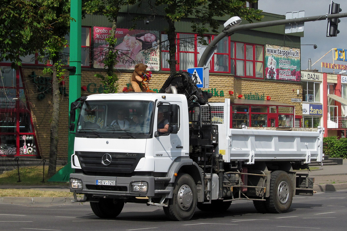 Литва, № HEV 126 — Mercedes-Benz Axor 1828