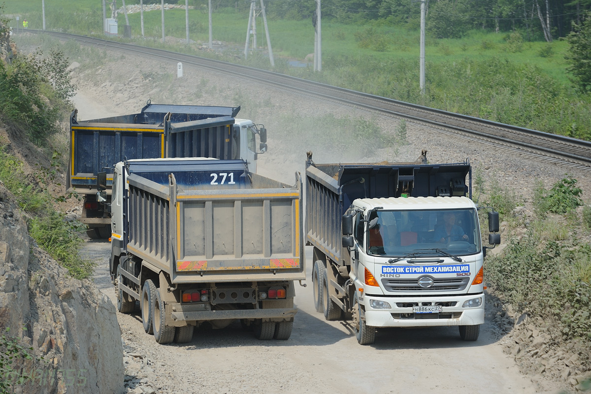 Хабаровский край, № Н 886 КС 27 — Hino 500