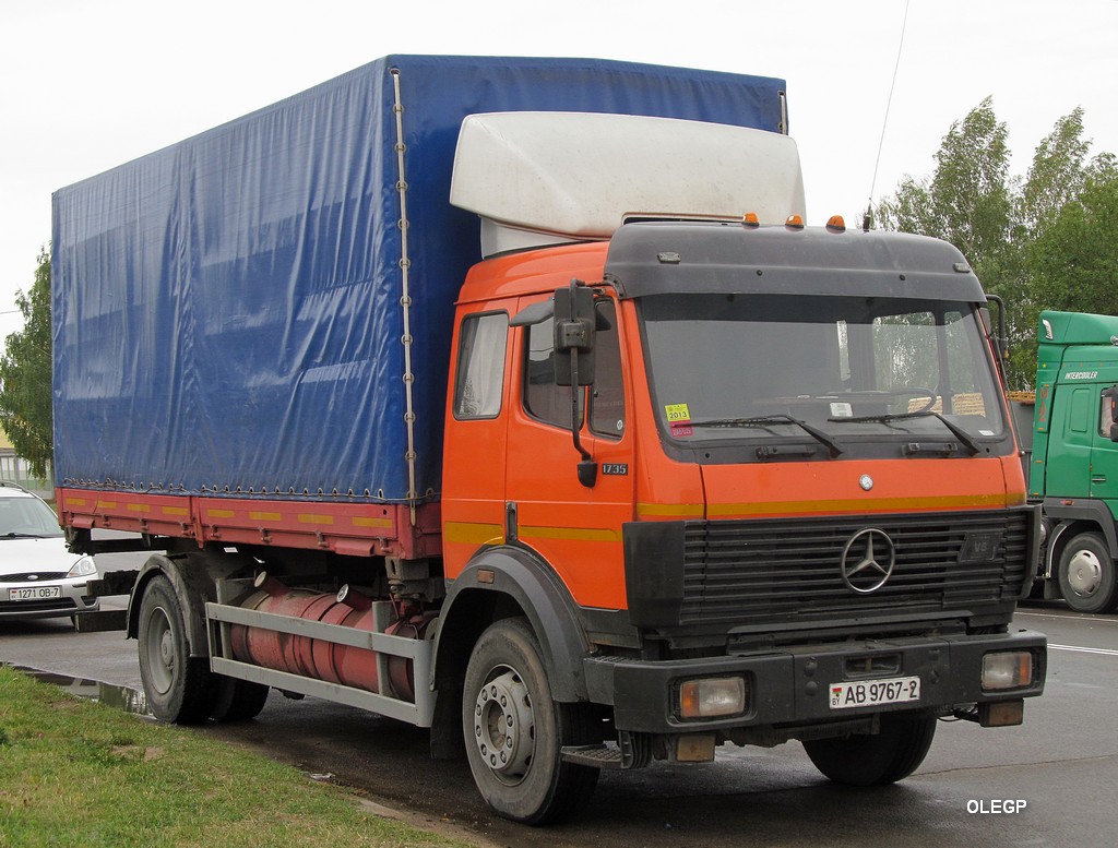 Витебская область, № АВ 9767-2 — Mercedes-Benz SK 1735