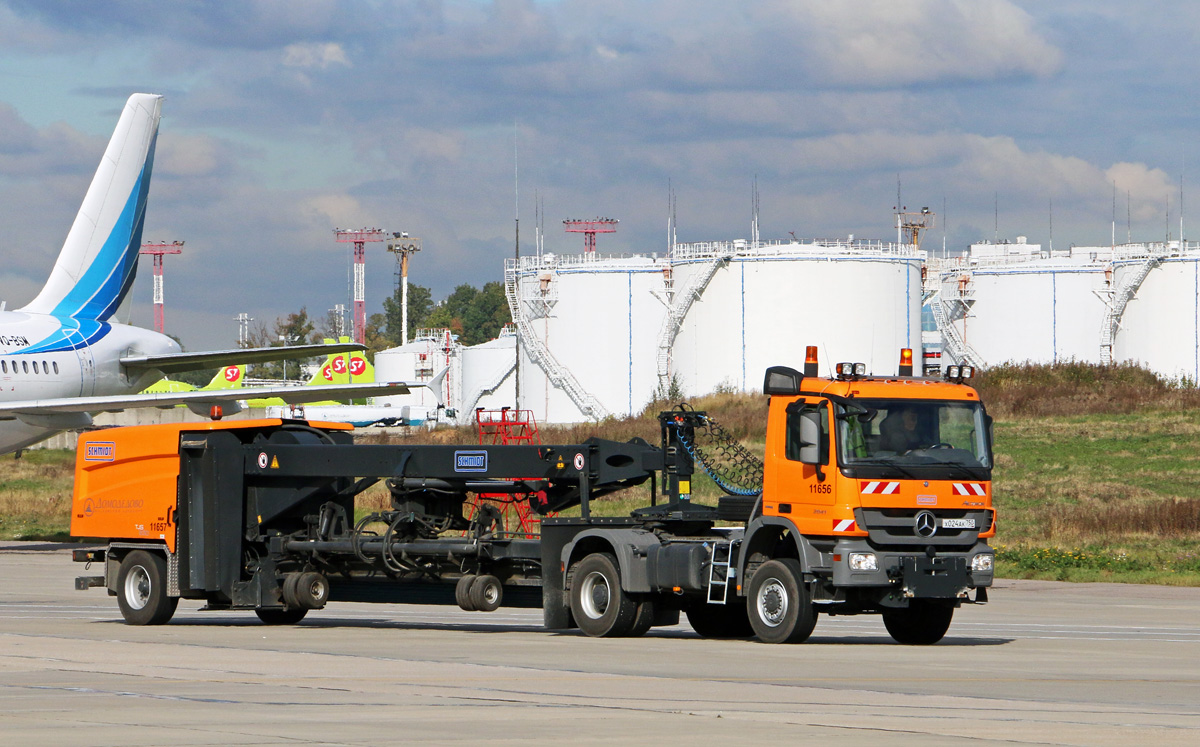 Московская область, № 11656 — Mercedes-Benz Actros ('2009) 2041