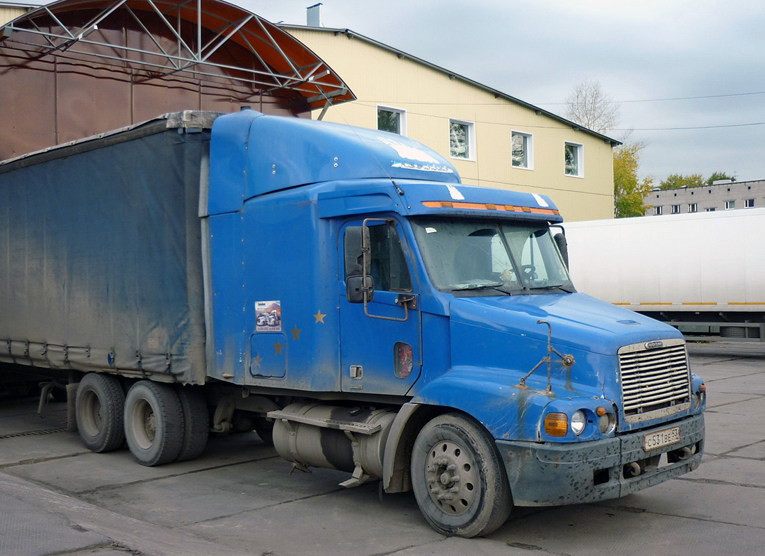 Новгородская область, № С 531 ВЕ 53 — Freightliner Century Class