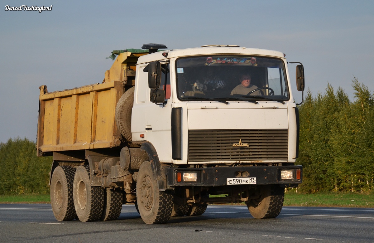 Мордовия, № Е 590 МК 13 — МАЗ-5516 (общая модель)