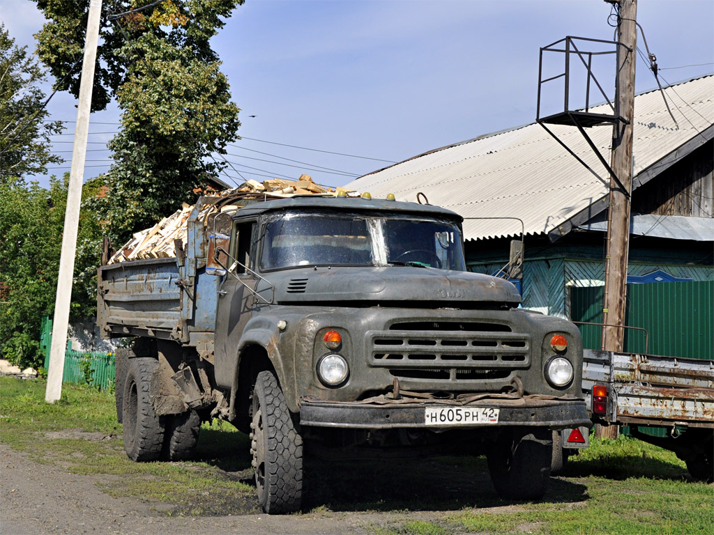 Кемеровская область, № Н 605 РН 42 — ЗИЛ-495710