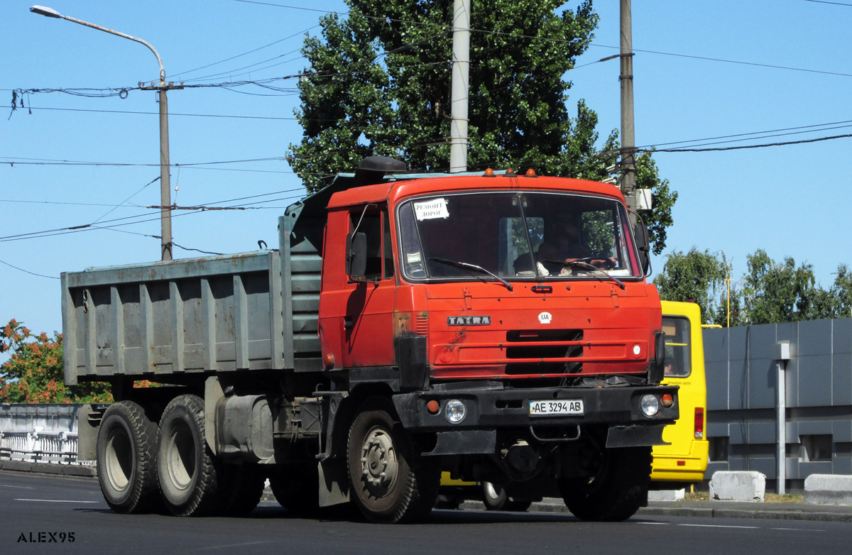 Днепропетровская область, № АЕ 3294 АВ — Tatra 815 S1