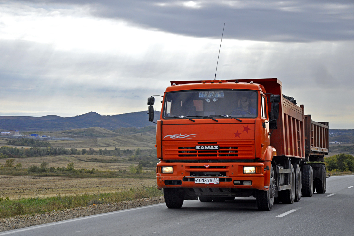 Алтайский край, № С 013 УВ 22 — КамАЗ-6520-06 [65200F]