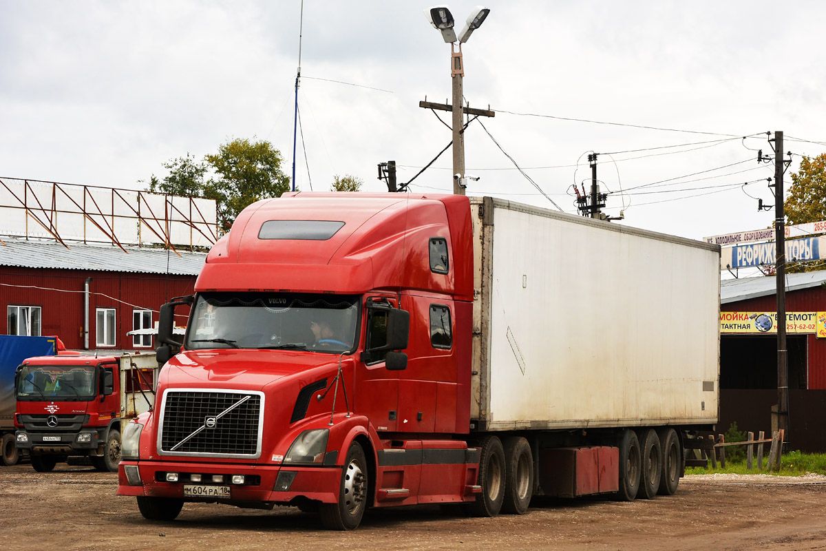 Удмуртия, № М 604 РА 18 — Volvo VNL780