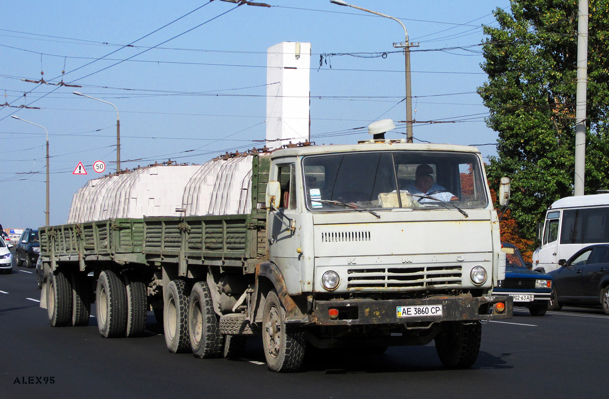 Днепропетровская область, № АЕ 3860 СР — КамАЗ-5320