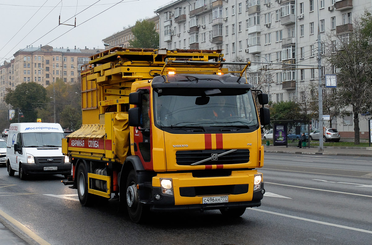 Москва, № 213 — Volvo ('2006) FE