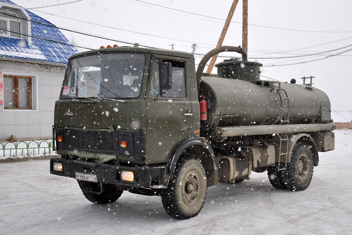 Саха (Якутия), № Р 986 ВТ 14 — МАЗ-5337 (общая модель)