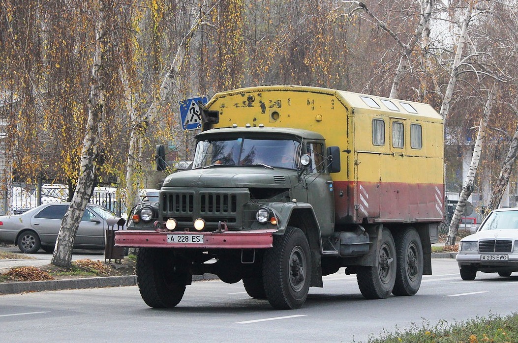 Алматы, № A 228 ES — ЗИЛ-131