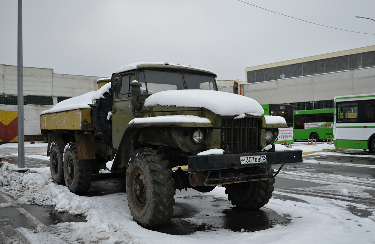 Тюменская область, № М 307 ВВ 72 — Урал-375Е