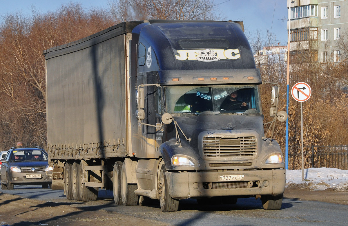 Ставропольский край, № О 727 РХ 26 — Freightliner Columbia