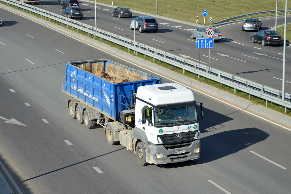 Литва, № HBN 414 — Mercedes-Benz Axor (общ.м)