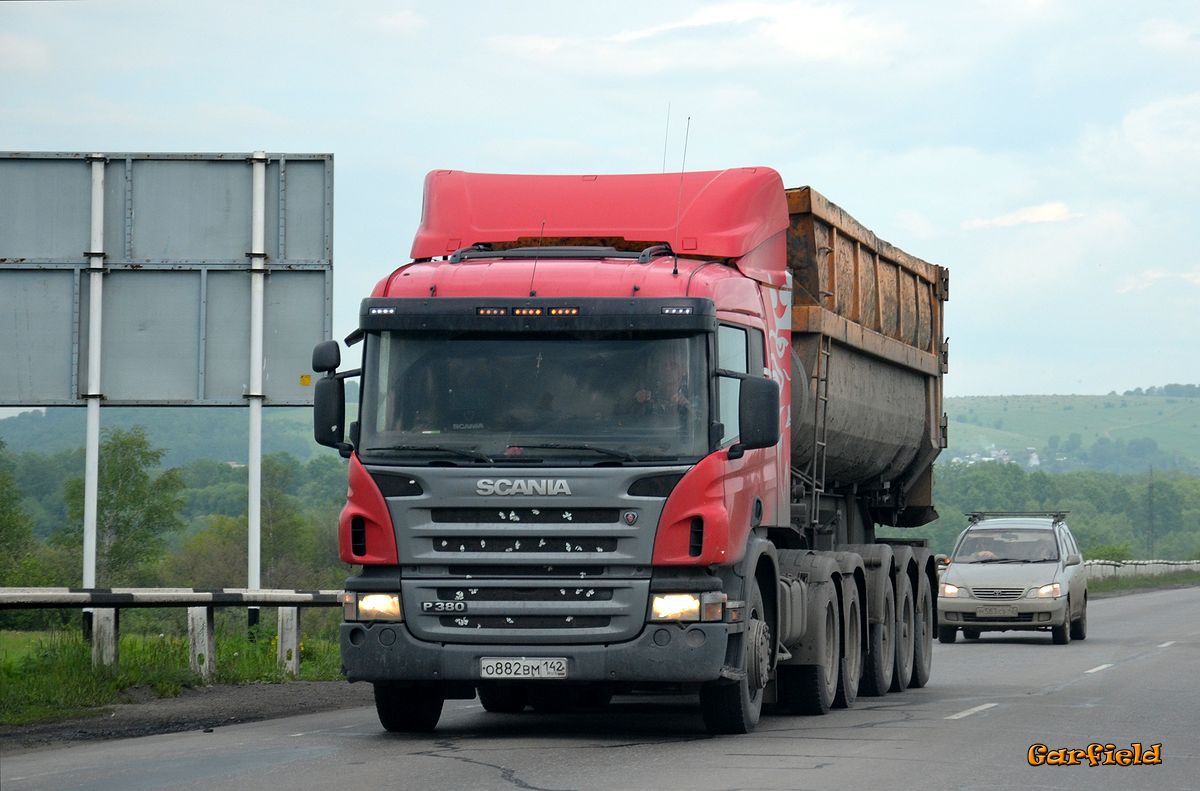 Кемеровская область, № О 882 ВМ 142 — Scania ('2004) P380