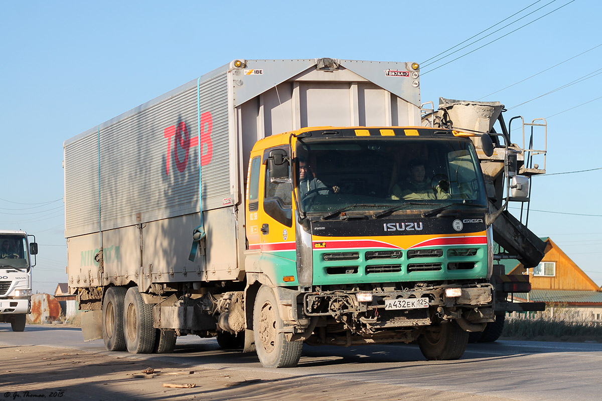 Приморский край, № А 432 ЕК 125 — Isuzu Giga (общая модель)