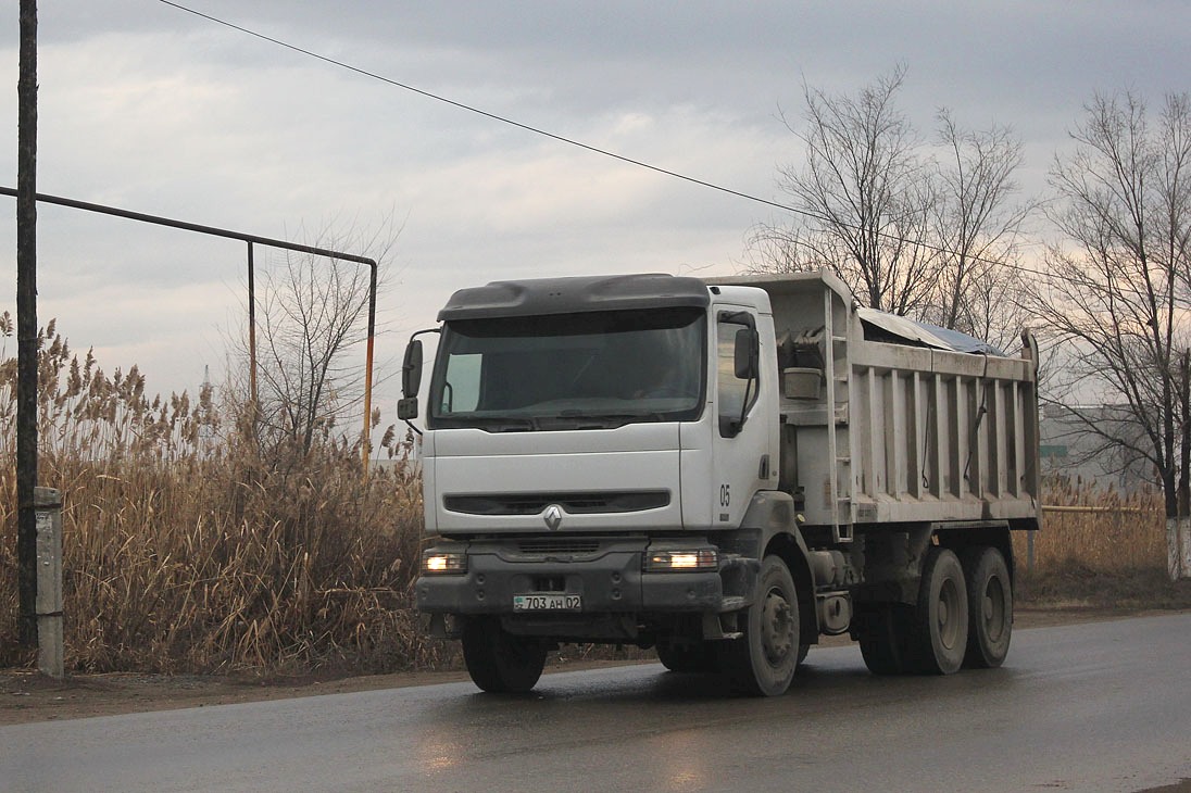 Алматы, № 703 AH 02 — Renault Kerax