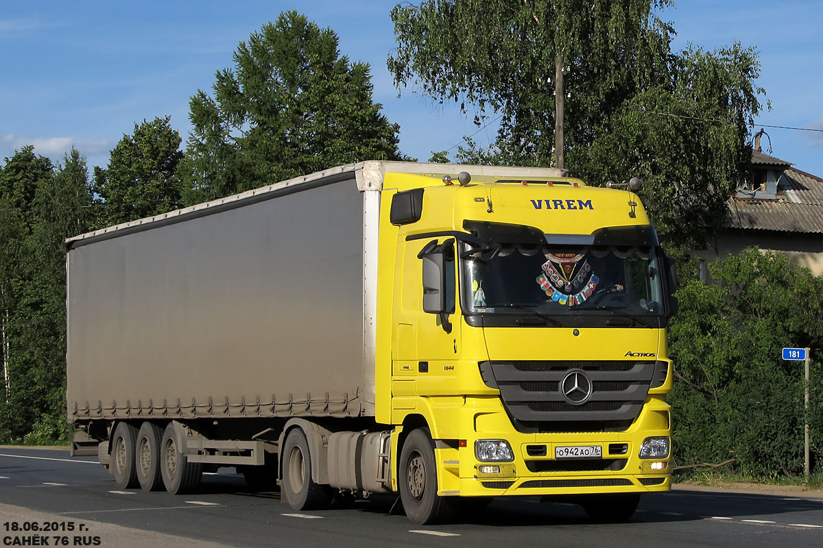 Ярославская область, № О 942 АО 76 — Mercedes-Benz Actros ('2009) 1844