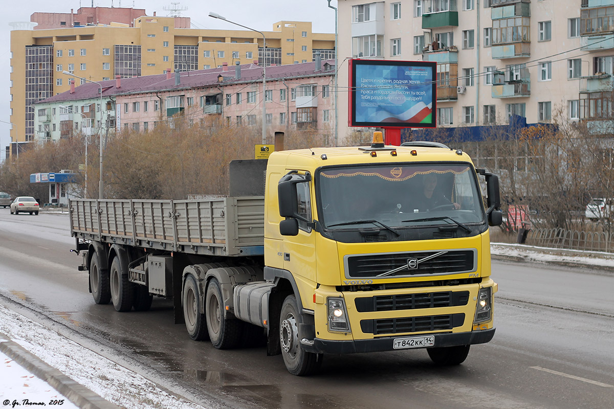 Саха (Якутия), № Т 842 КК 14 — Volvo ('2002) FM12.400