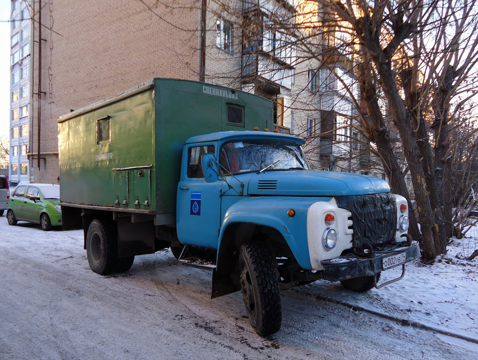 Челябинская область, № О 002 УВ 74 — ЗИЛ-431412