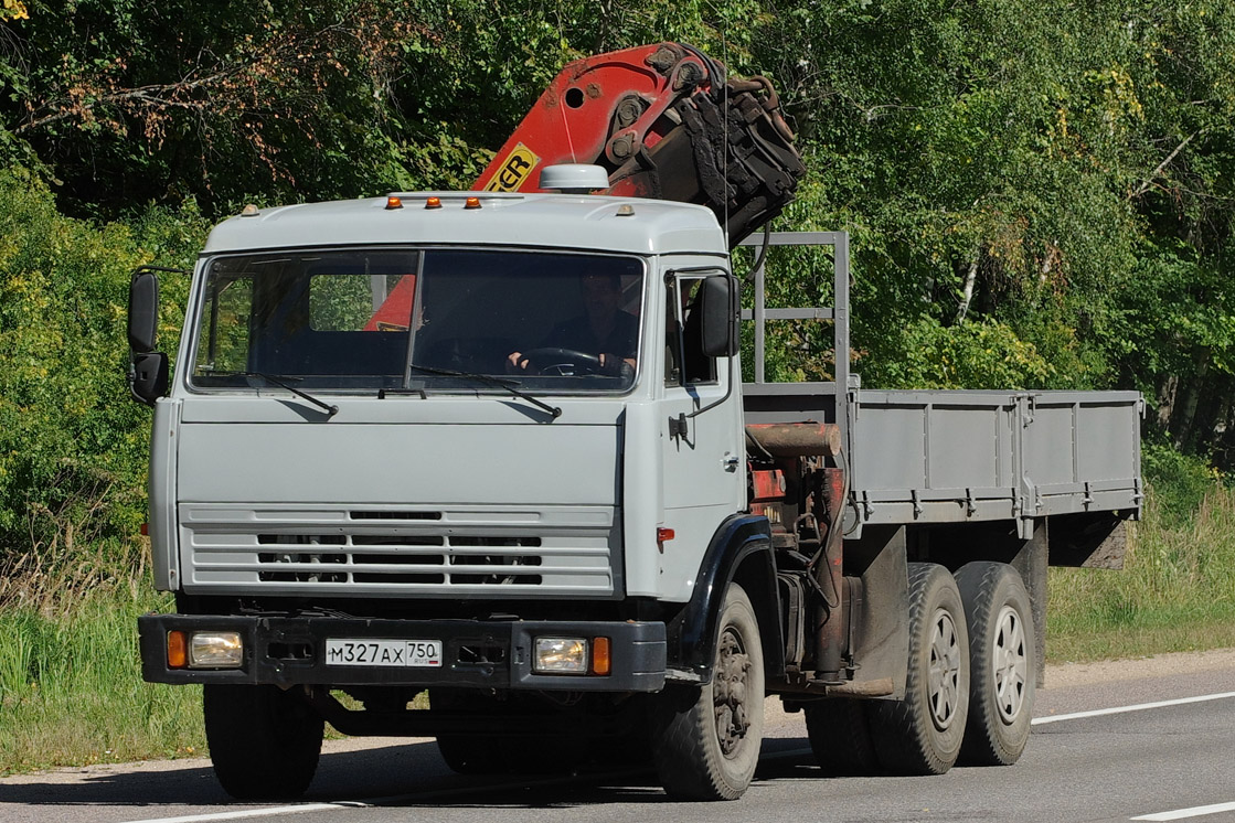 Московская область, № М 327 АХ 750 — КамАЗ-5320