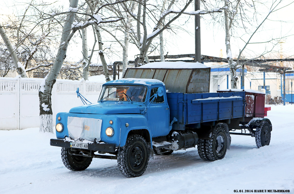 Крым, № АК 6933 АВ — ГАЗ-53-19