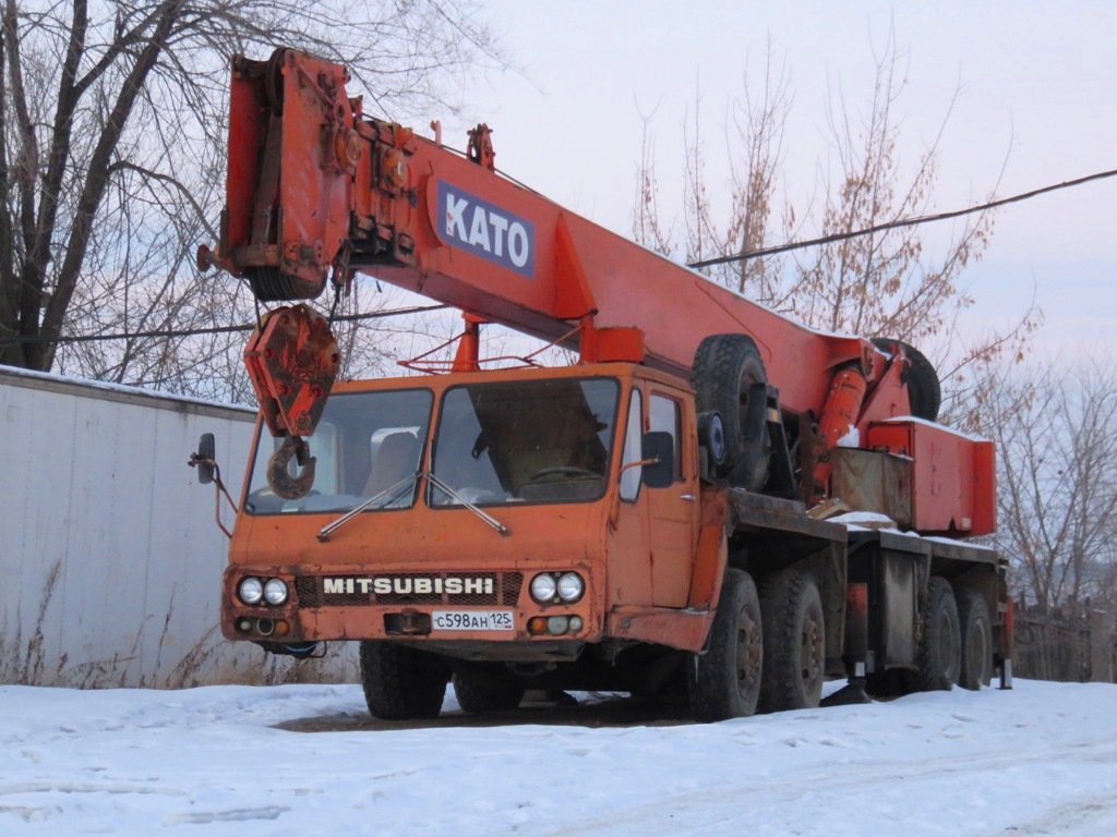 Приморский край, № С 598 АН 125 — Mitsubishi Fuso K354LK3