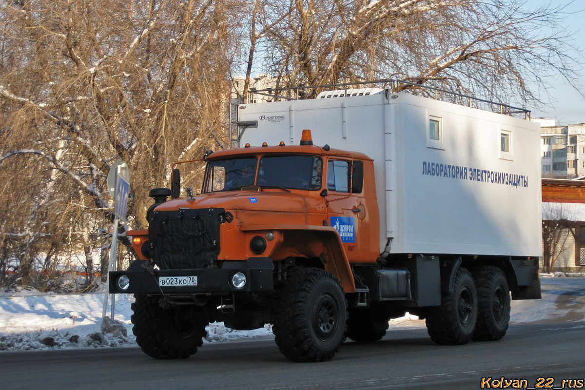 Алтайский край, № В 023 КО 70 — Урал-4320-40