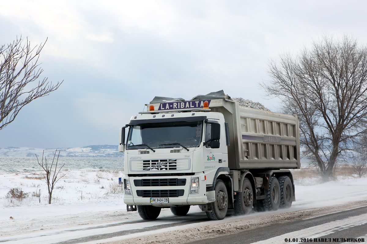 Крым, № АК 8404 СВ — Volvo ('2002) FM-Series