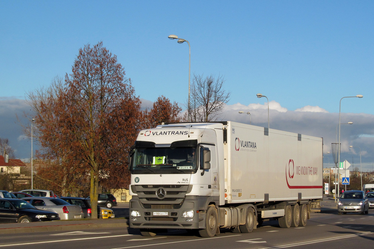 Калининградская область, № Р 984 АС 39 — Mercedes-Benz Actros ('2009) 1844