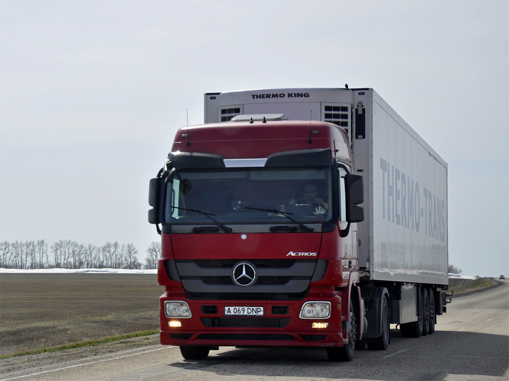 Алматы, № A 069 DNP — Mercedes-Benz Actros ('2009) 1844