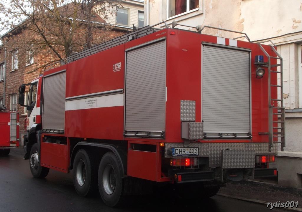 Литва, № DHR 433 — IVECO Trakker ('2004)