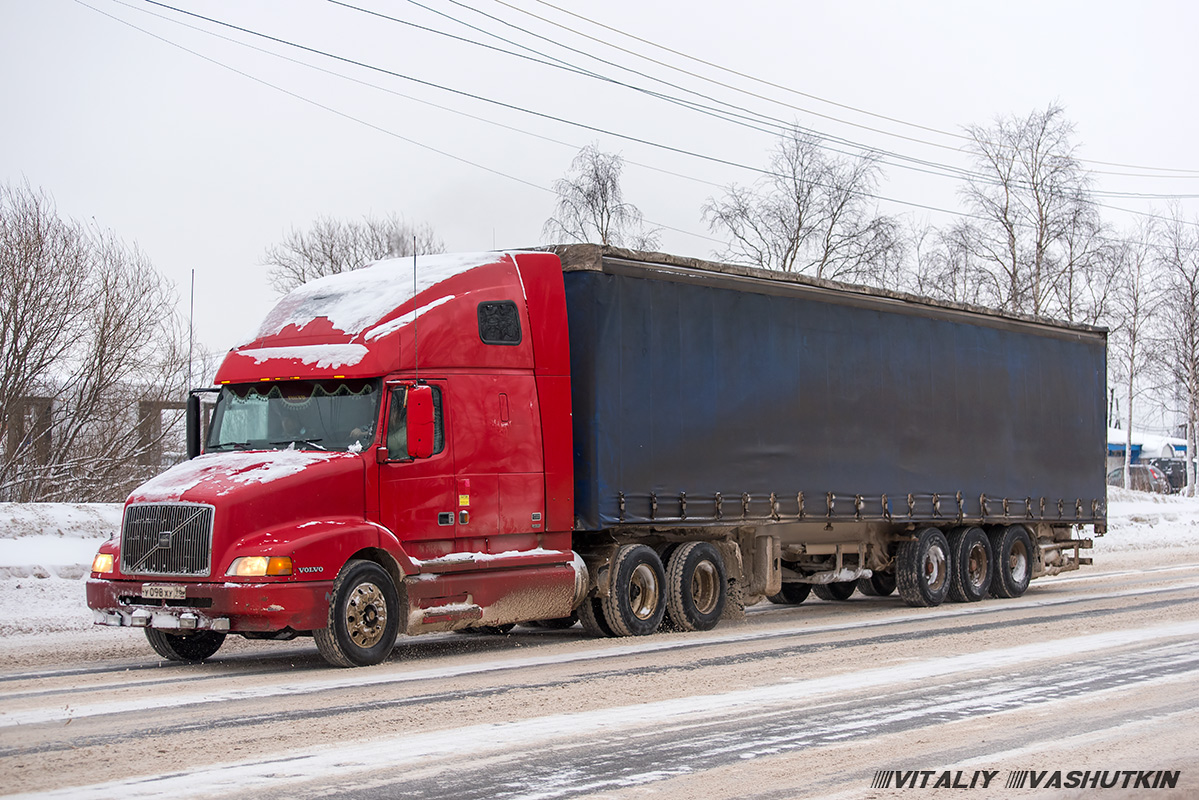 Свердловская область, № У 098 ХУ 96 — Volvo VNL660