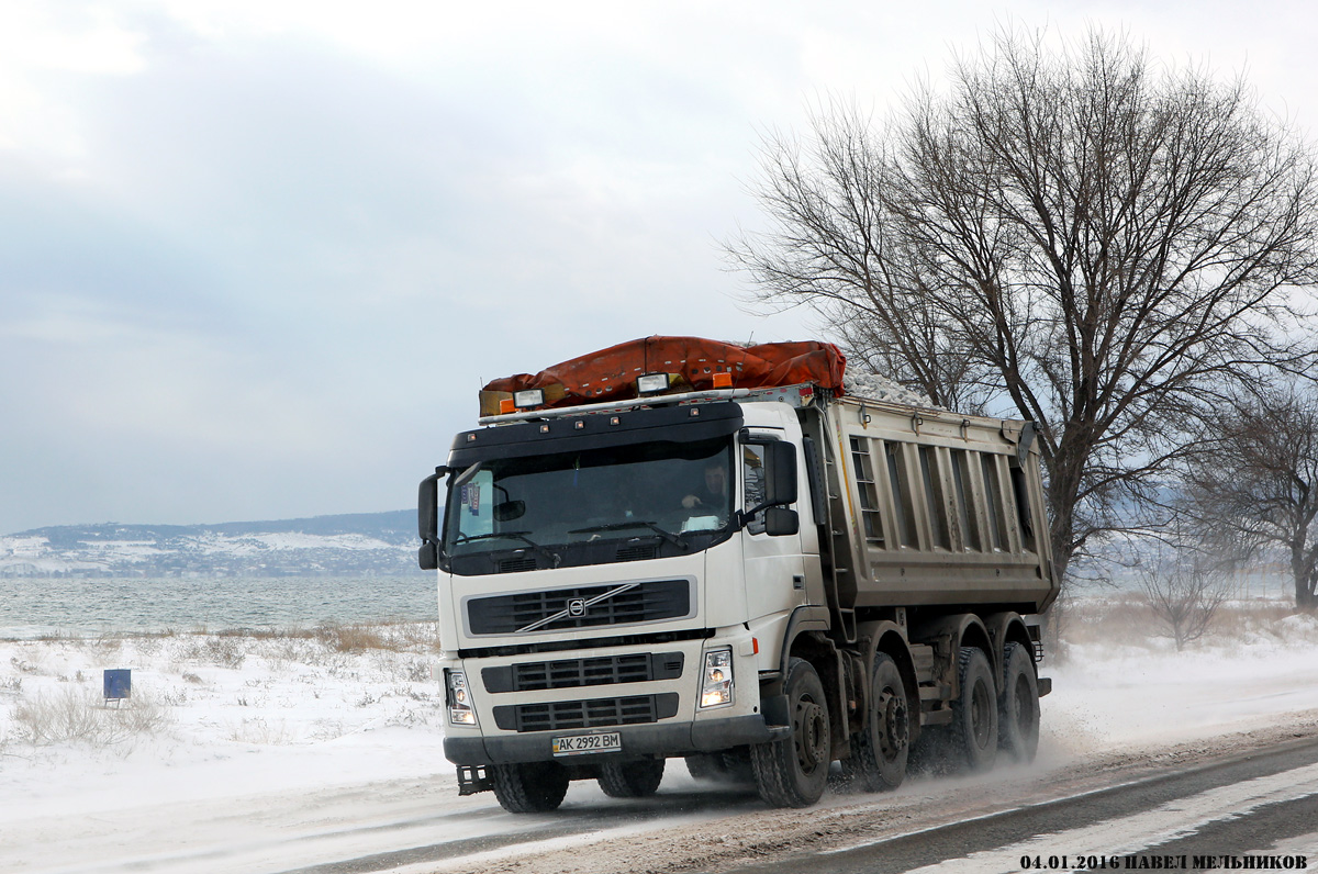 Крым, № АК 2992 ВМ — Volvo ('2002) FM-Series