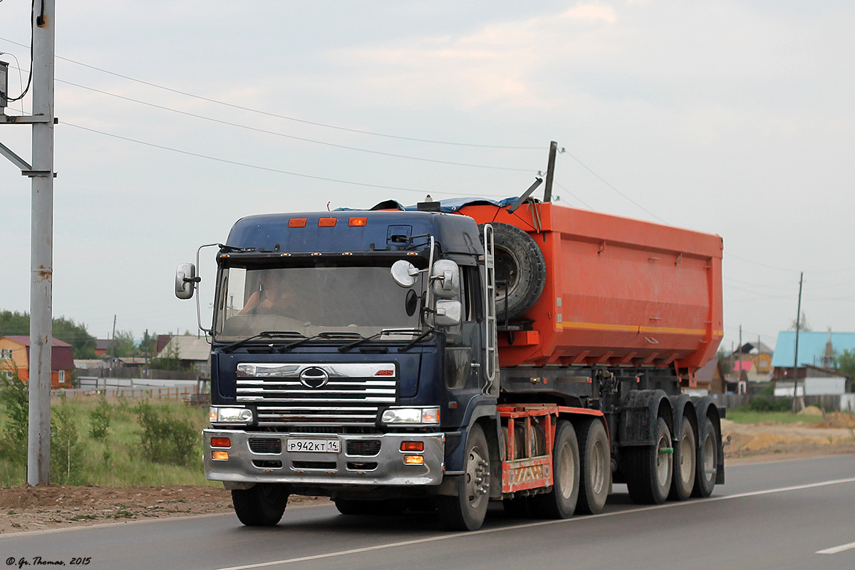 Саха (Якутия), № Р 942 КТ 14 — Hino Profia