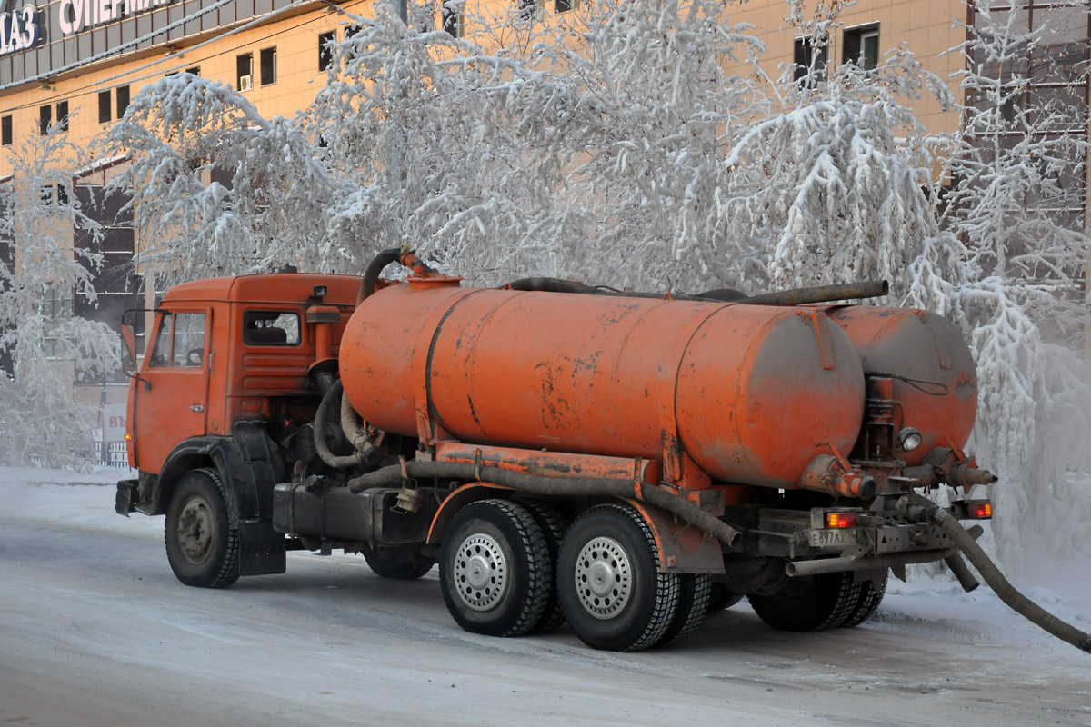 Саха (Якутия), № Е 897 АХ 14 — КамАЗ-53215 [532150]