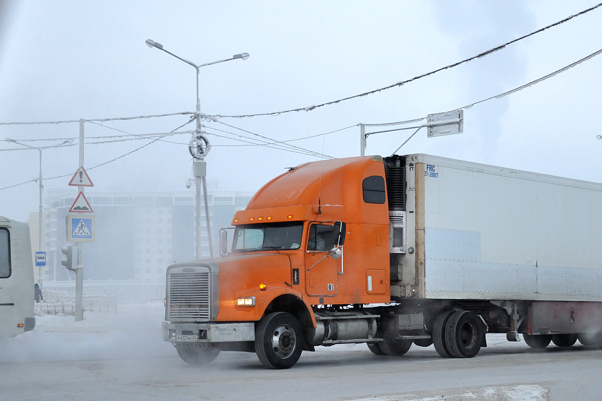 Волгоградская область, № Р 657 МХ 34 — Freightliner FLD 120 SD