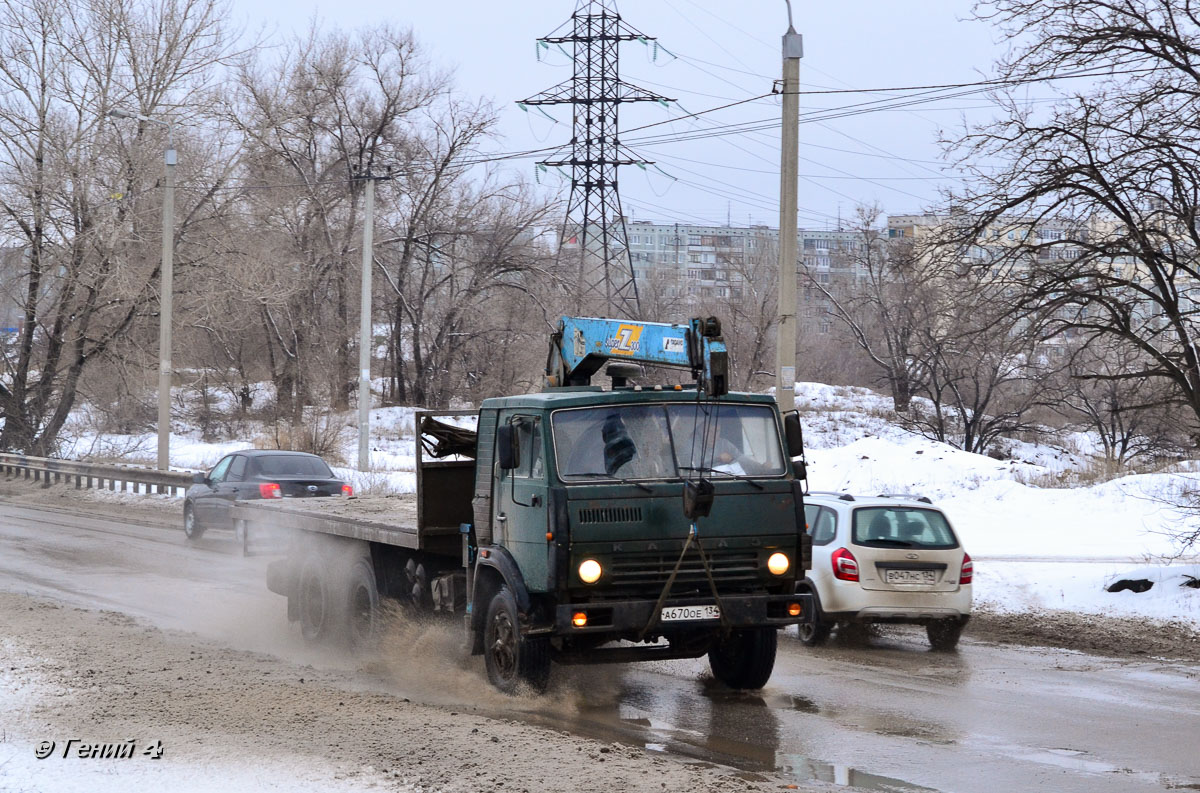 Волгоградская область, № А 670 ОЕ 134 — КамАЗ-5320