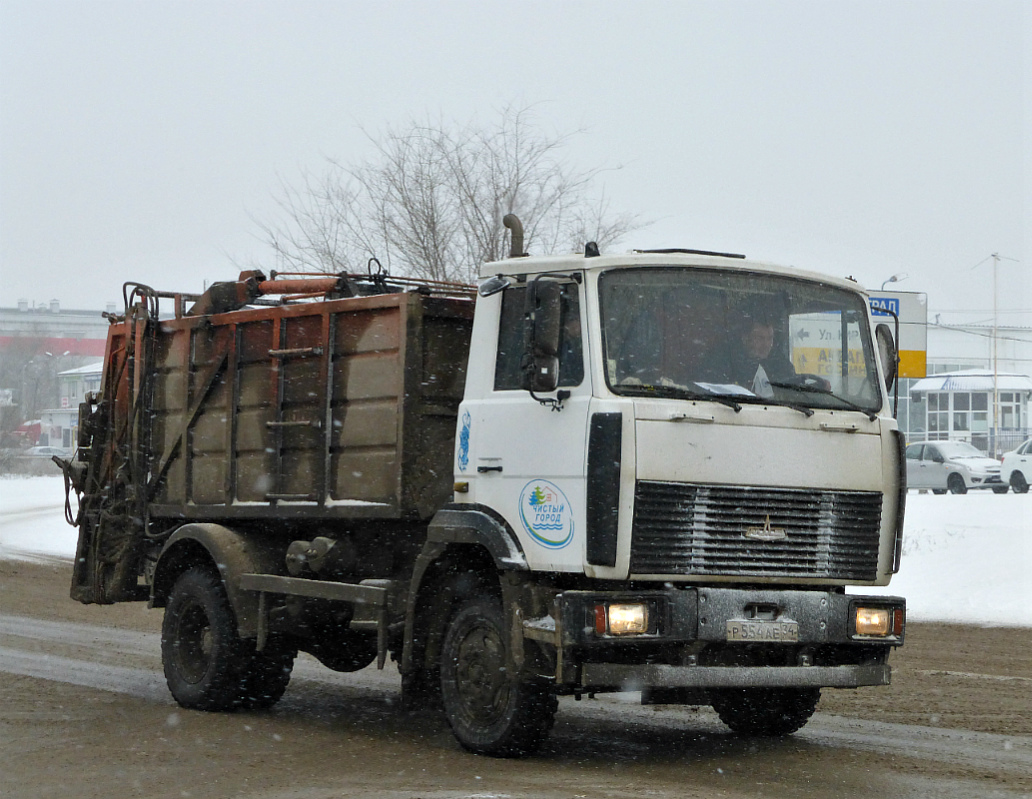 Волгоградская область, № Р 554 АЕ 34 — МАЗ-438043