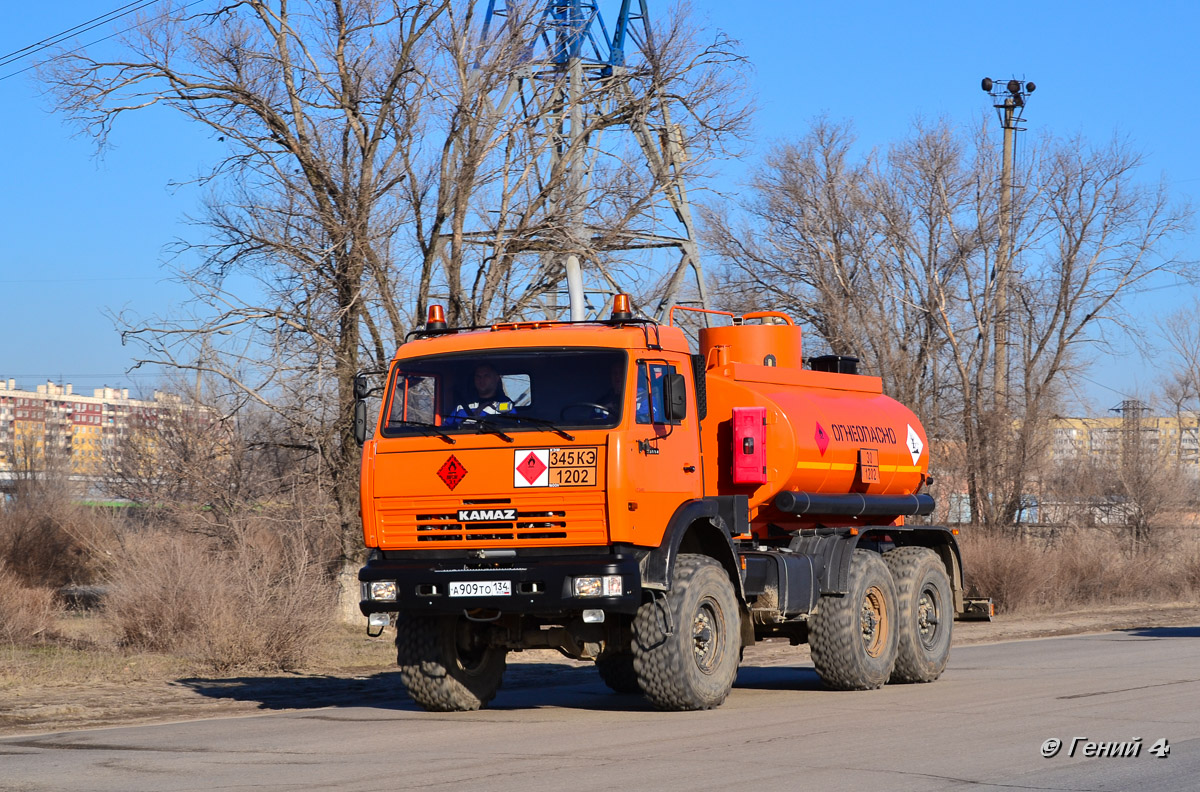 Волгоградская область, № А 909 ТО 134 — КамАЗ-43114-15 [43114R]