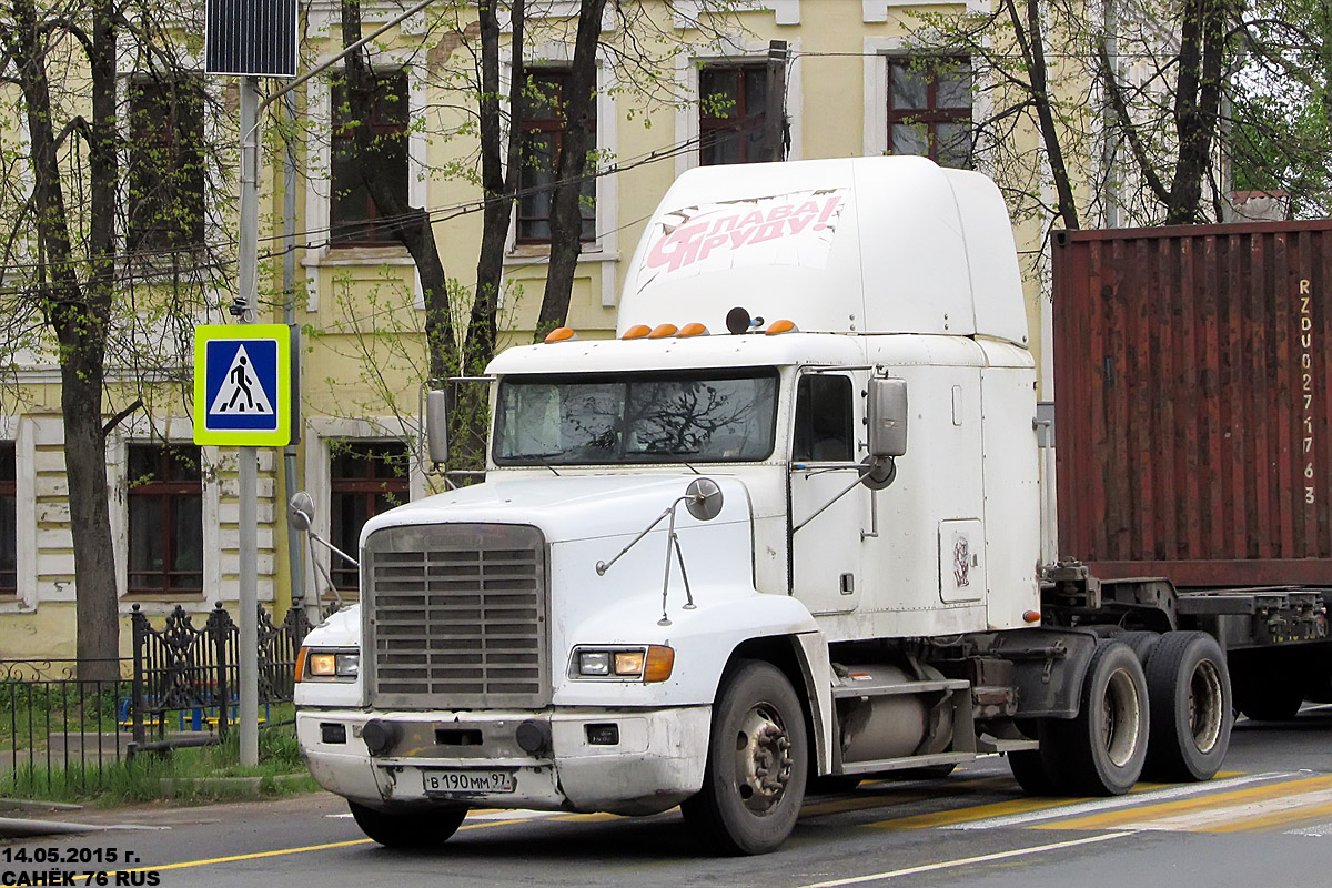 Москва, № В 190 ММ 97 — Freightliner FLD