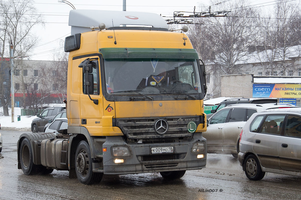 Удмуртия, № К 009 МО 18 — Mercedes-Benz Actros ('2003) 1841